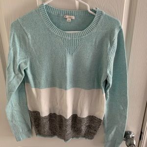 Gap sweater